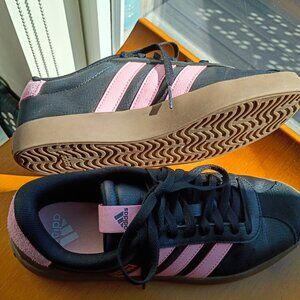 Adidas Sneakers *New